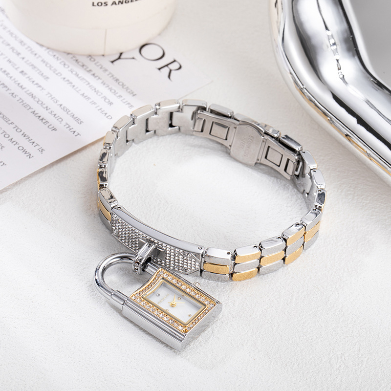 Konkav geformtes Armband mit S – Luxury Watch Arabic Bewertung und Preis