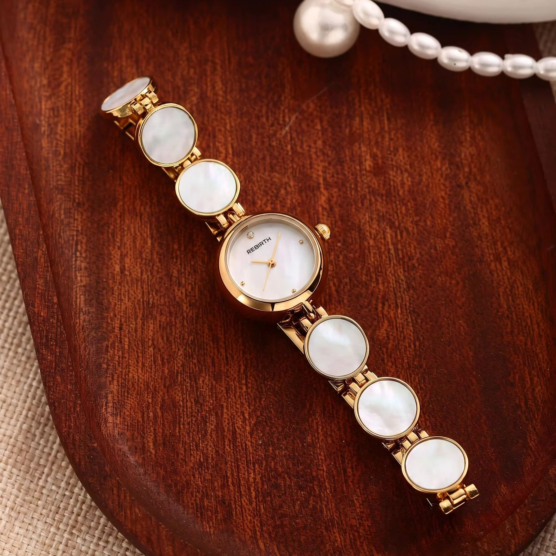 Luxuriöse Damen-Quarzuhr mit r – Luxury Watch Dial Bewertung und Preis